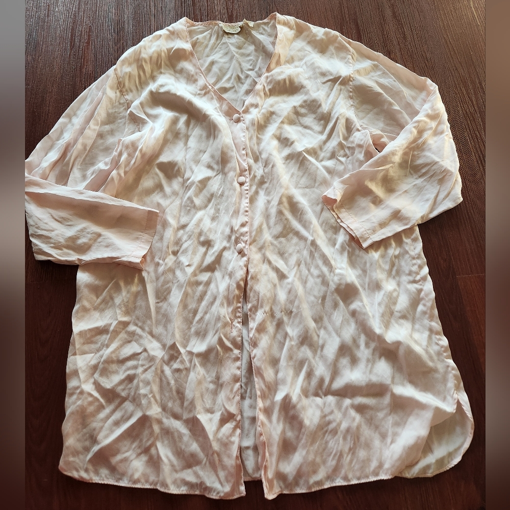 Vintage Victoria's Secret Pink Blush Button Down 100% Silk Pajama Top